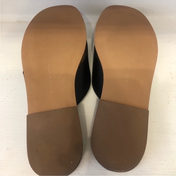 NWOT Banana Republic Slides - Picture 3 of 3